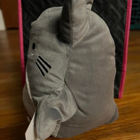 NEW- Totoro 8" Plush - Picture 3 of 3